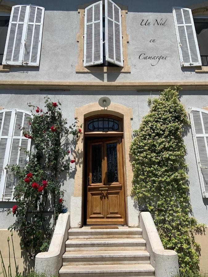 Bed and Breakfast Un Nid en Camargue Salin-de-Giraud Exterior foto