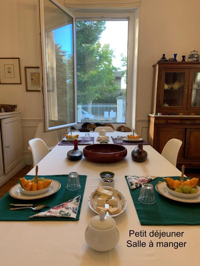 Bed and Breakfast Un Nid en Camargue Salin-de-Giraud Exterior foto