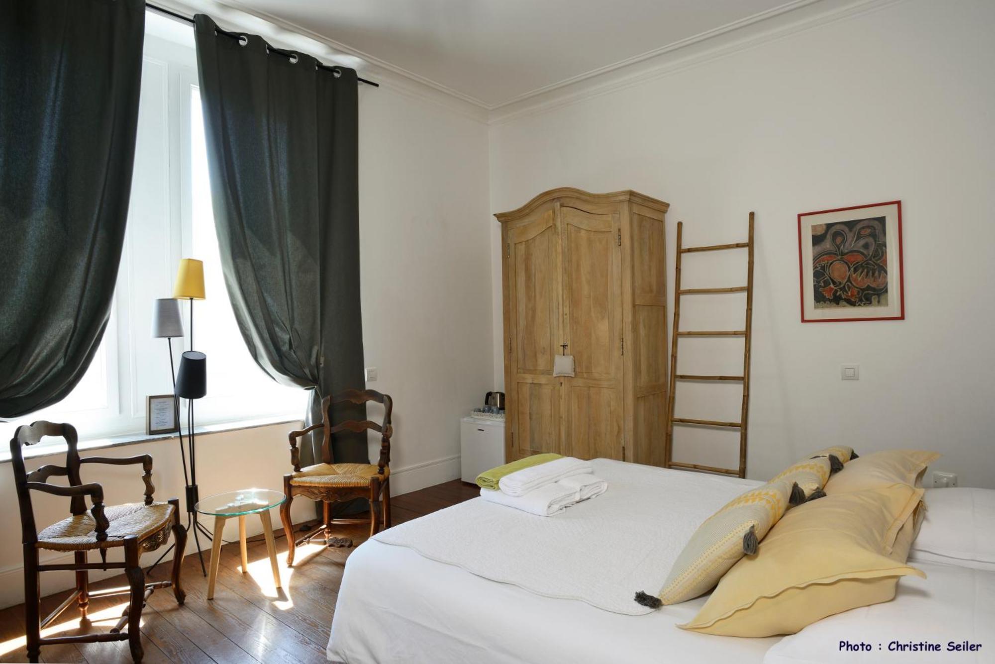Bed and Breakfast Un Nid en Camargue Salin-de-Giraud Exterior foto