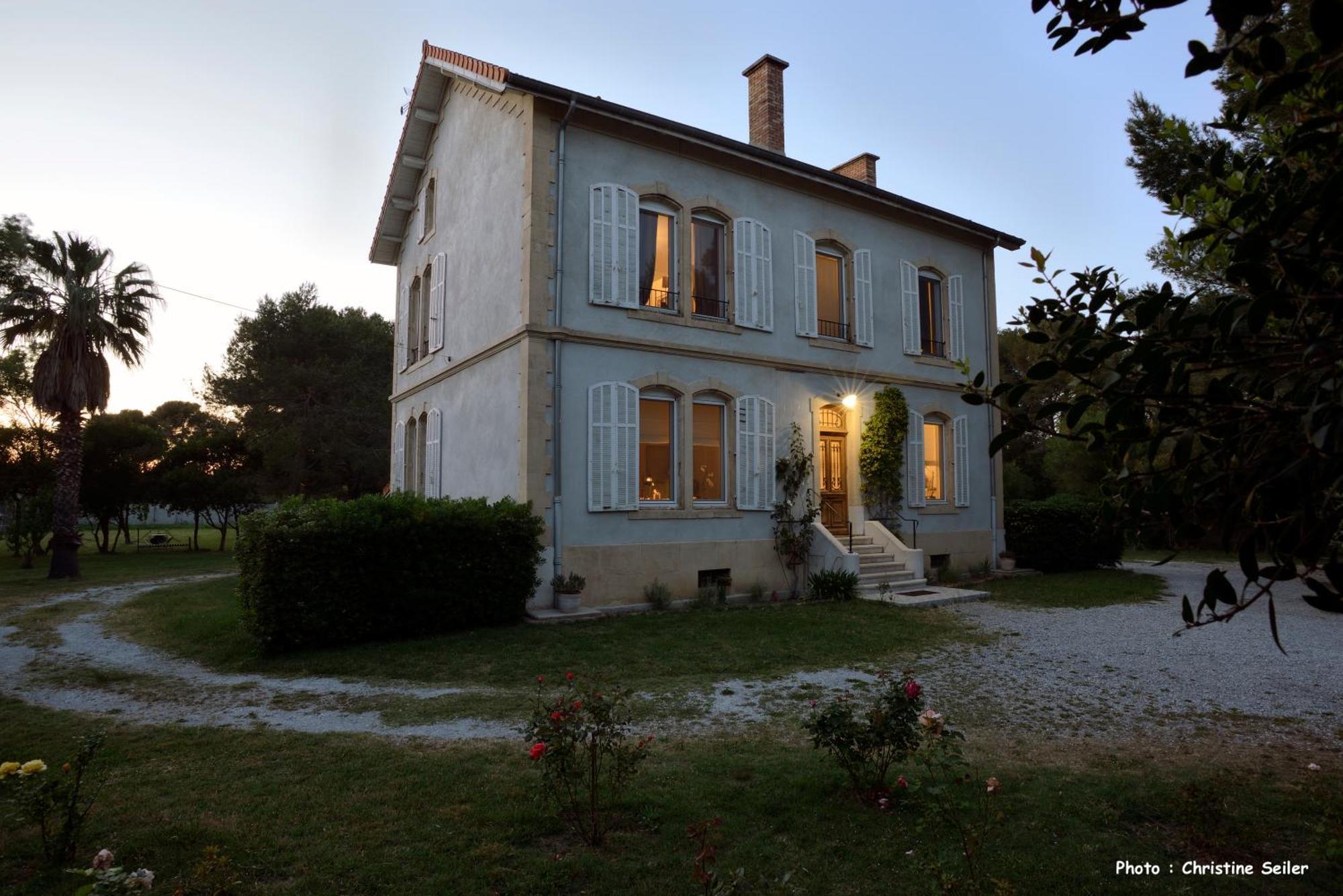 Bed and Breakfast Un Nid en Camargue Salin-de-Giraud Exterior foto